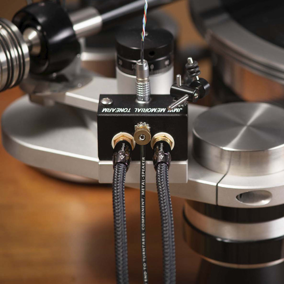 AudioQuest Black Hole GroundGoody RF-Dissipating Ground Wire (4.91 ft.) - groovevinylvault